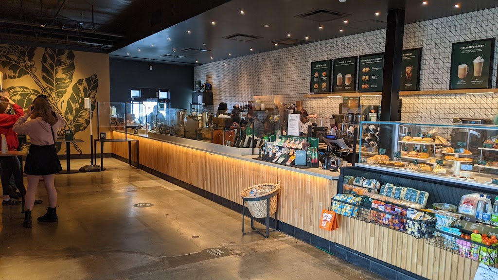 Starbucks | 20100 Magnolia St #101, Huntington Beach, CA 92646 | Phone: (714) 377-7155