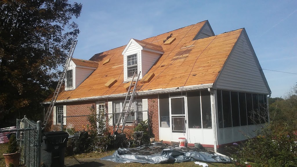 Action Roofing | 1231 Dunbar Cave Rd, Clarksville, TN 37043, USA | Phone: (931) 645-4784