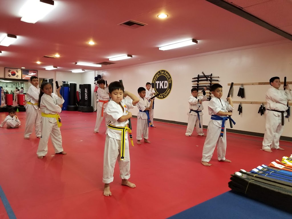 Hwangs Taekwondo Martial Arts Center | 15416 Chatsworth St, Mission Hills, CA 91345, USA | Phone: (818) 900-3120