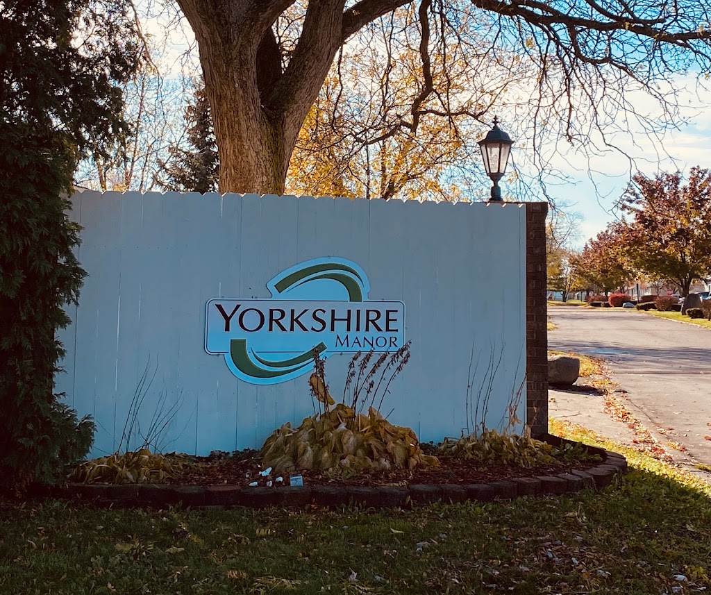 Yorkshire Manor | 1205 York Blvd, Carleton, MI 48117, USA | Phone: (734) 654-8800