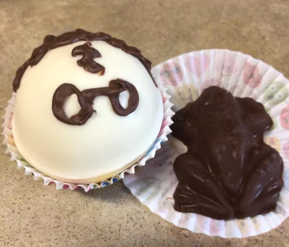 Boerne Chocolate Bombs | 104 Lonesome Ln, Boerne, TX 78006, USA | Phone: (830) 446-0857