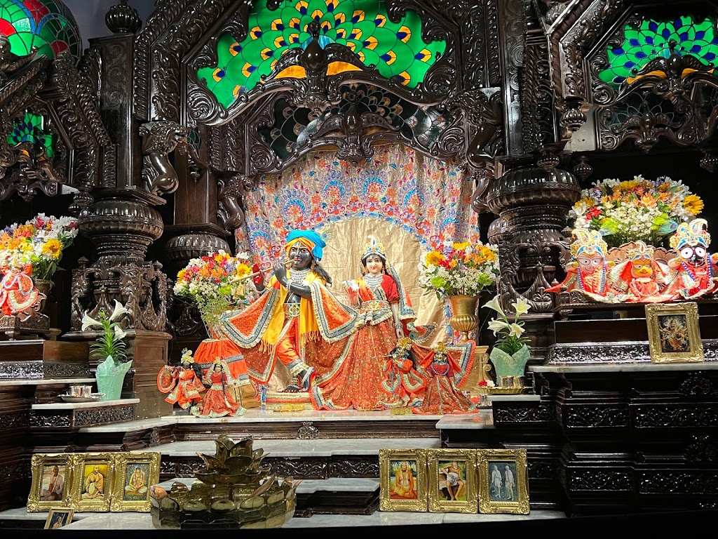 Radha Kalachandji Temple | 5430 Gurley Ave, Dallas, TX 75223, USA | Phone: (214) 827-6333