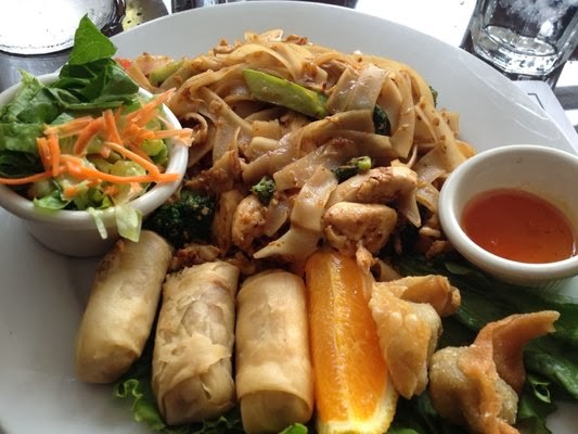 Pailin Thai Cafe | 16441 Bernardo Center Dr, San Diego, CA 92128, USA | Phone: (858) 674-4665