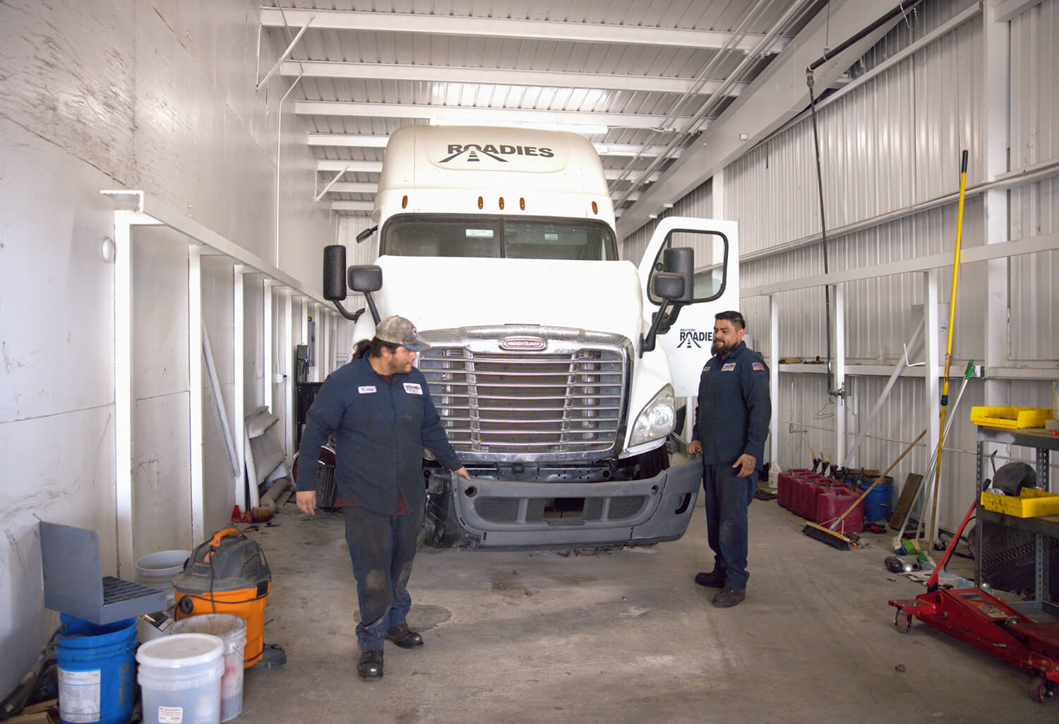 Flying Bird Truck Repair | 681 Pepper Dr, Bakersfield, CA 93307, United States | Phone: (661) 567-0020