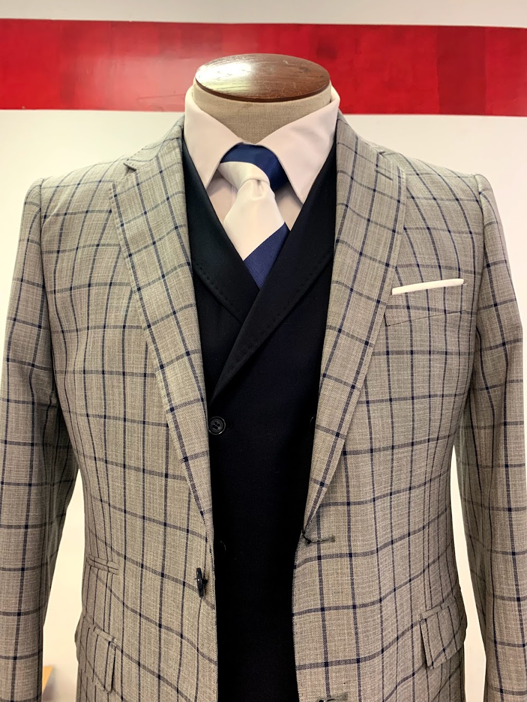 M&S MENSWEAR OUTLET | 4855 Old National Hwy, College Park, GA 30337, USA | Phone: (404) 766-1035