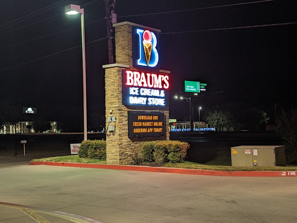 Braums Ice Cream & Dairy Store | 1110 E, US-377, Granbury, TX 76048, USA | Phone: (817) 573-7671