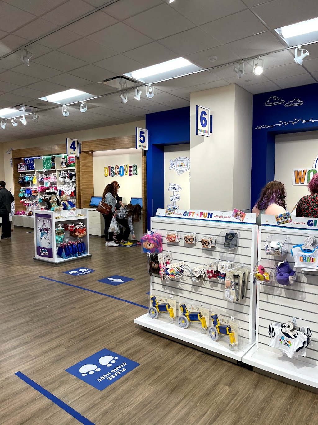 Build-A-Bear Workshop | 1 Crossgates Mall Rd Space C-211, Albany, NY 12203, USA | Phone: (518) 464-2853