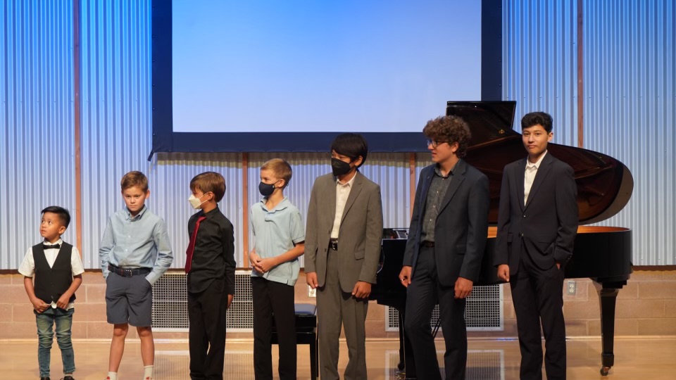 Piano Lessons with Valery in Calabasas | 4500 Park Granada Suite 202 F, Calabasas, CA 91302, USA | Phone: (646) 271-3989