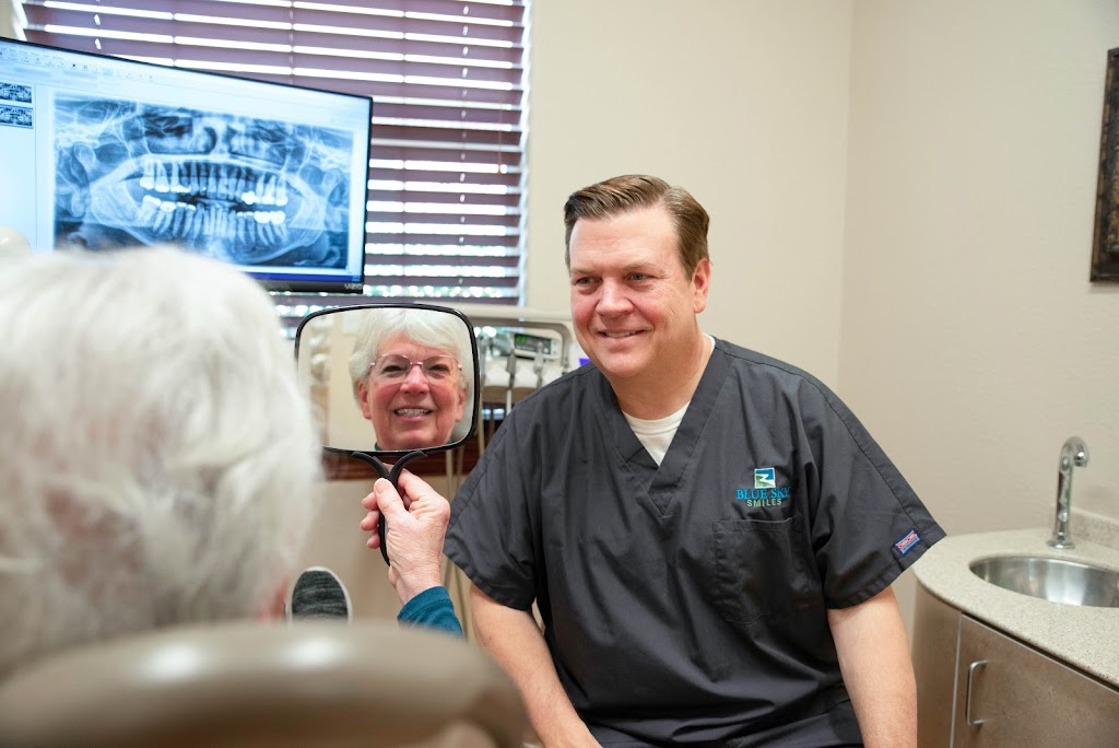 Brent Robinson, DDS | 825 Towne Ct, Saginaw, TX 76179, USA | Phone: (817) 232-5341