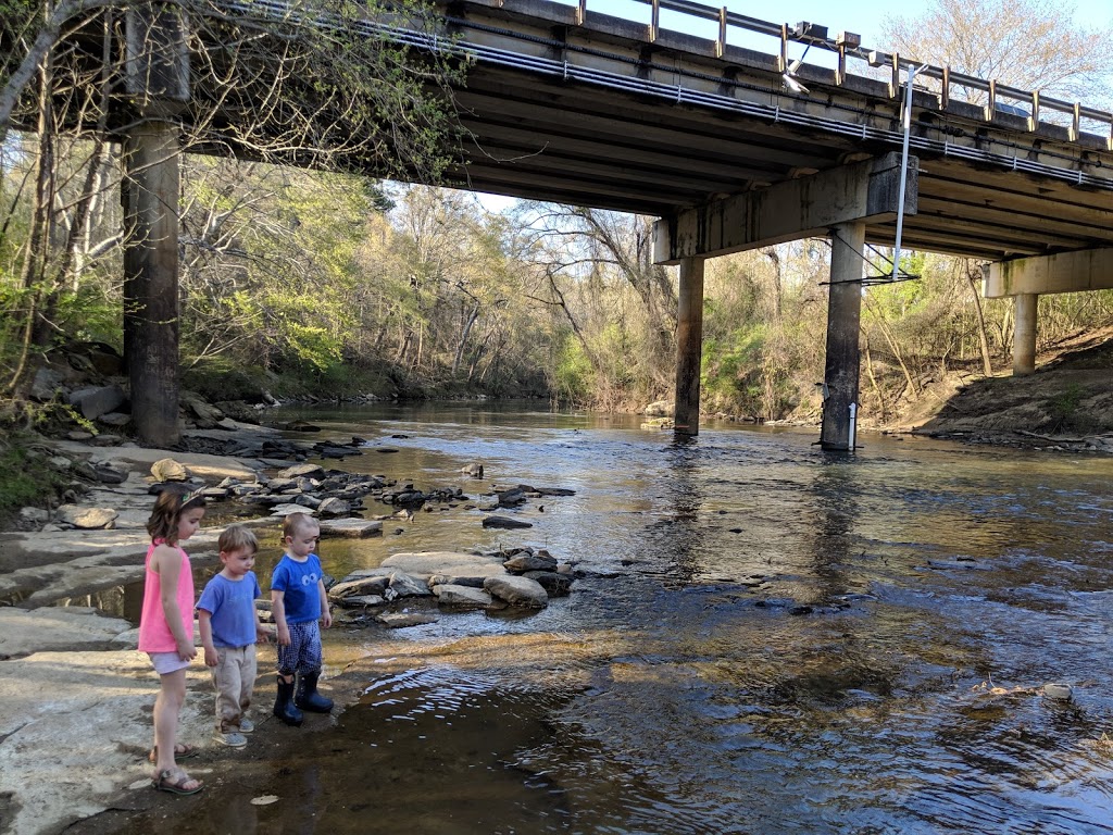 Cahaba River Walk Park | 3529 Overton Rd, Mountain Brook, AL 35223, USA | Phone: (205) 802-3877