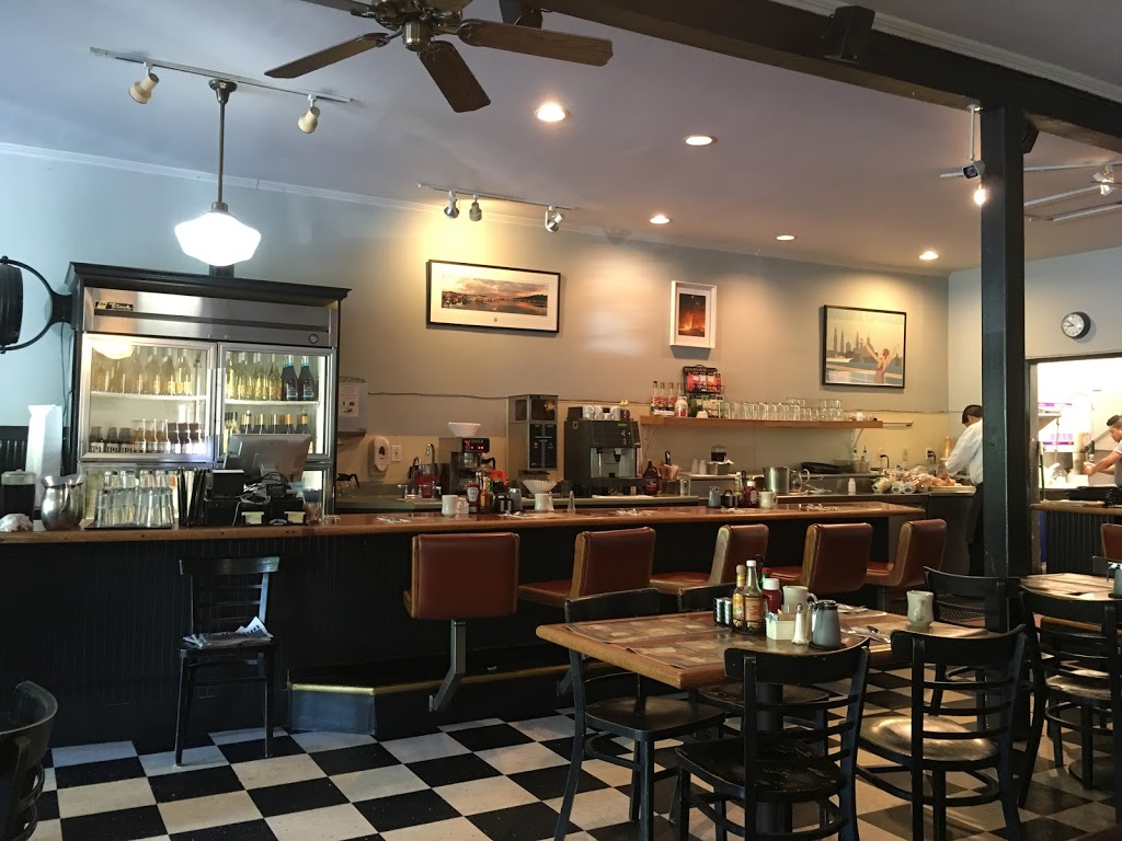 The Lighthouse Café | 12 Tamalpais Dr, Corte Madera, CA 94925 | Phone: (415) 945-8902