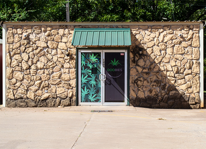 Doobies Dispensary | 1409 S Division St, Guthrie, OK 73044, USA | Phone: (405) 877-3319