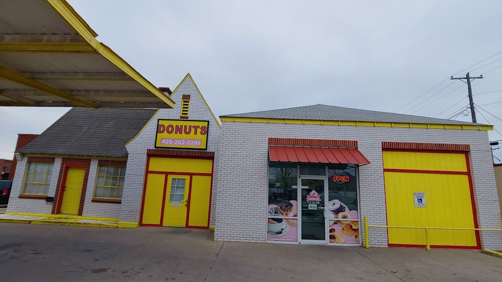 Lee Donut | 301 S Choctaw Ave, El Reno, OK 73036, USA | Phone: (405) 262-2288