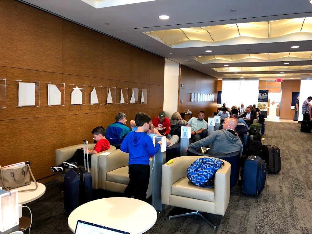 Delta Airlines | John F. Kennedy International Airport, Terminal 4, Queens, NY 11430, USA | Phone: (800) 221-1212