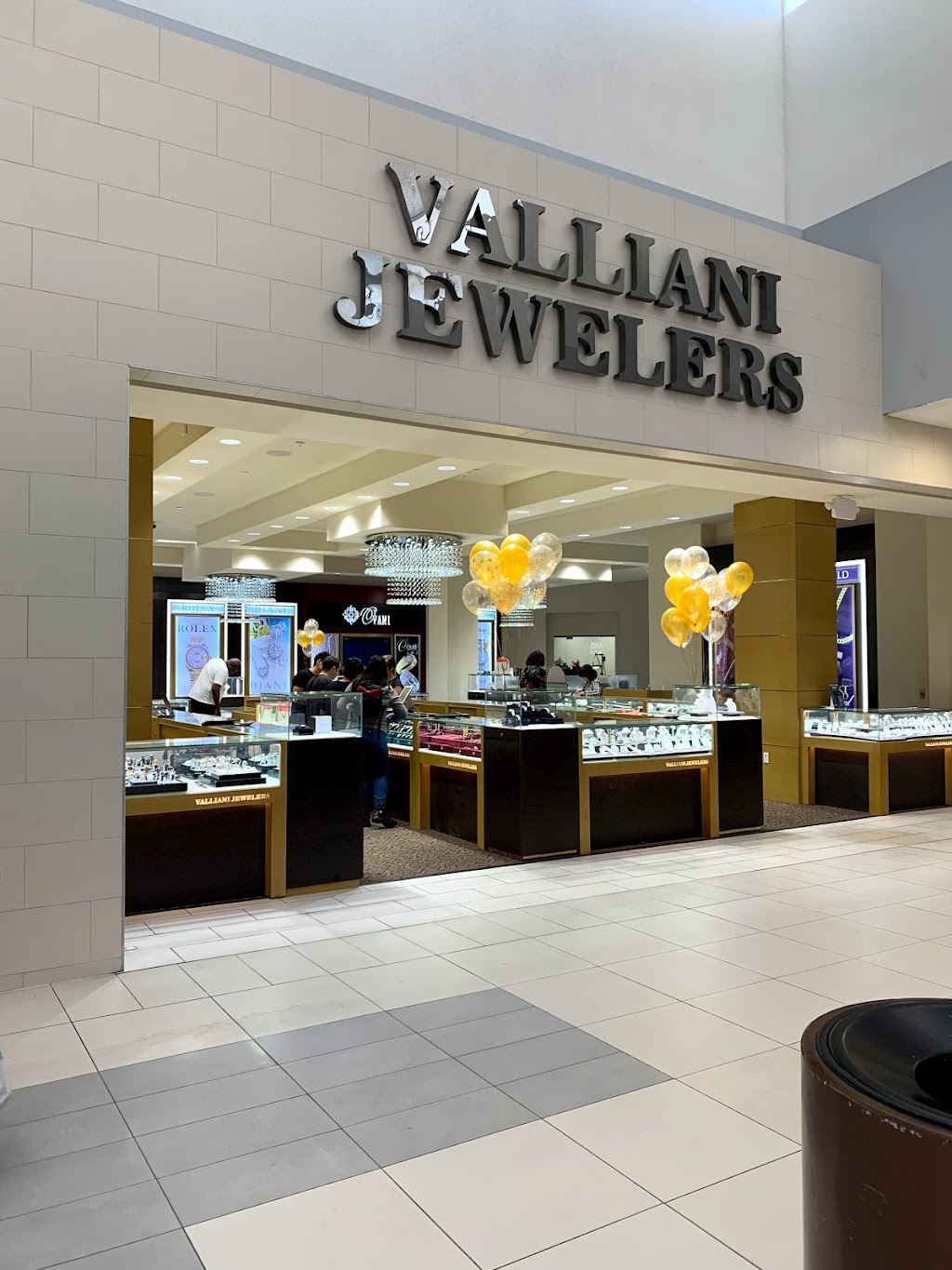 VALLIANI JEWELERS | 306 Southland Mall, Hayward, CA 94545, USA | Phone: (510) 887-9786