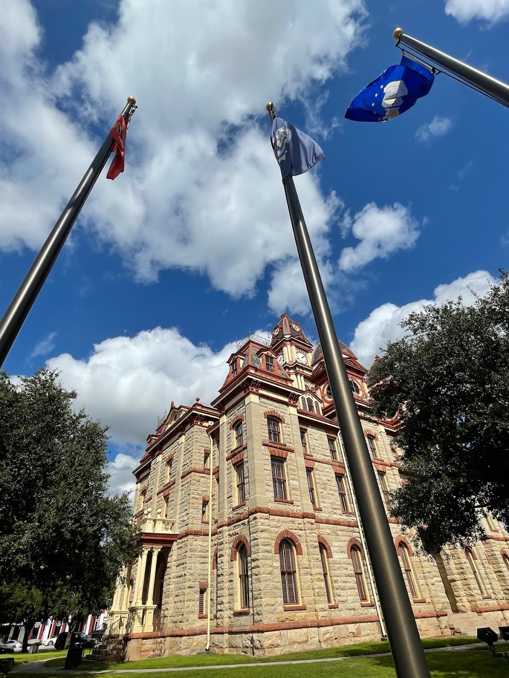 Lockhart Municipal Court | 1914 W San Antonio St, Lockhart, TX 78644, USA | Phone: (512) 376-9469