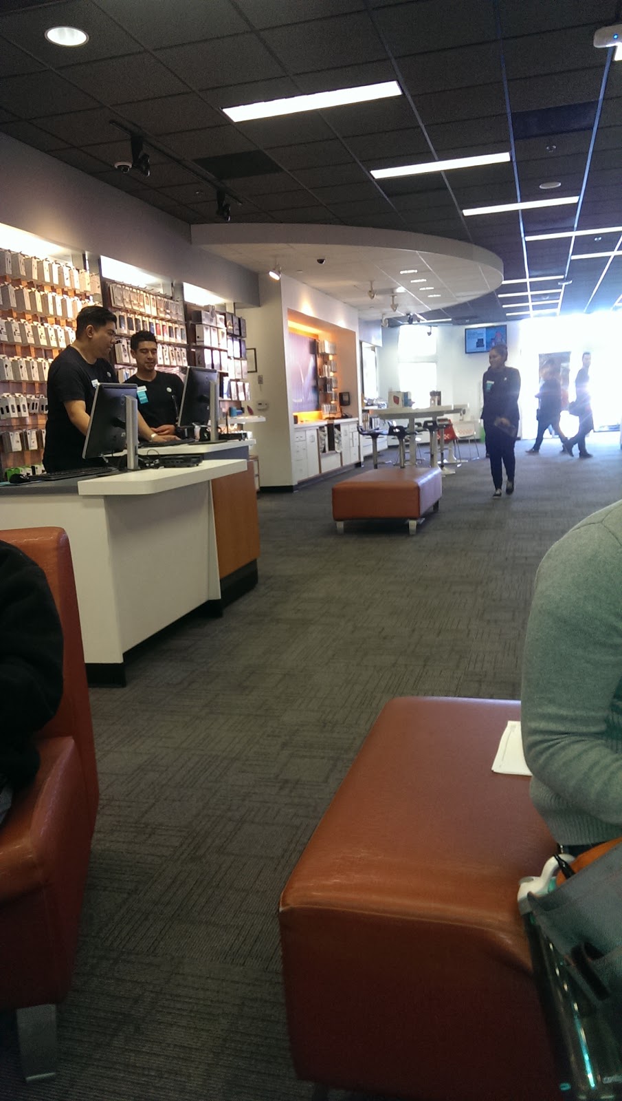 AT&T Store | 878 Eastlake Pkwy Suite 1510, Chula Vista, CA 91914, USA | Phone: (619) 421-2397