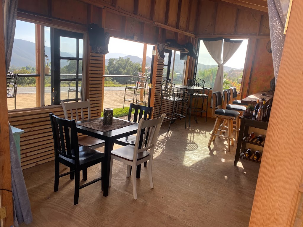 Luna Negra cerveza y vinos | San Felipe-Ensenada km 17.5, 22842 Ensenada, B.C., Mexico | Phone: 646 383 9922