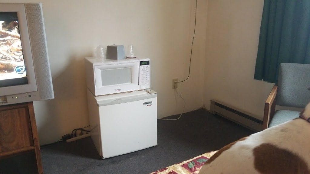 Rum River Motel Princeton | 510 19th Ave N, Princeton, MN 55371, USA | Phone: (763) 389-3120