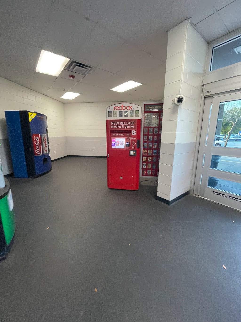 Redbox | 4150 S Tamiami Trail, Venice, FL 34293, USA | Phone: (866) 733-2693