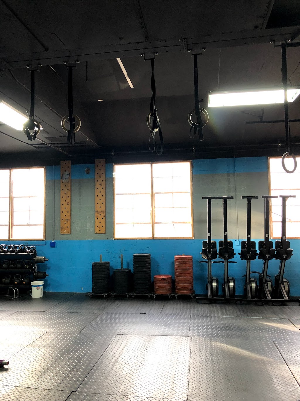 Momentum Fitness Classes- CrossFit, HIIT, Weight training | 256 Main St, Nyack, NY 10960, USA | Phone: (845) 307-0308