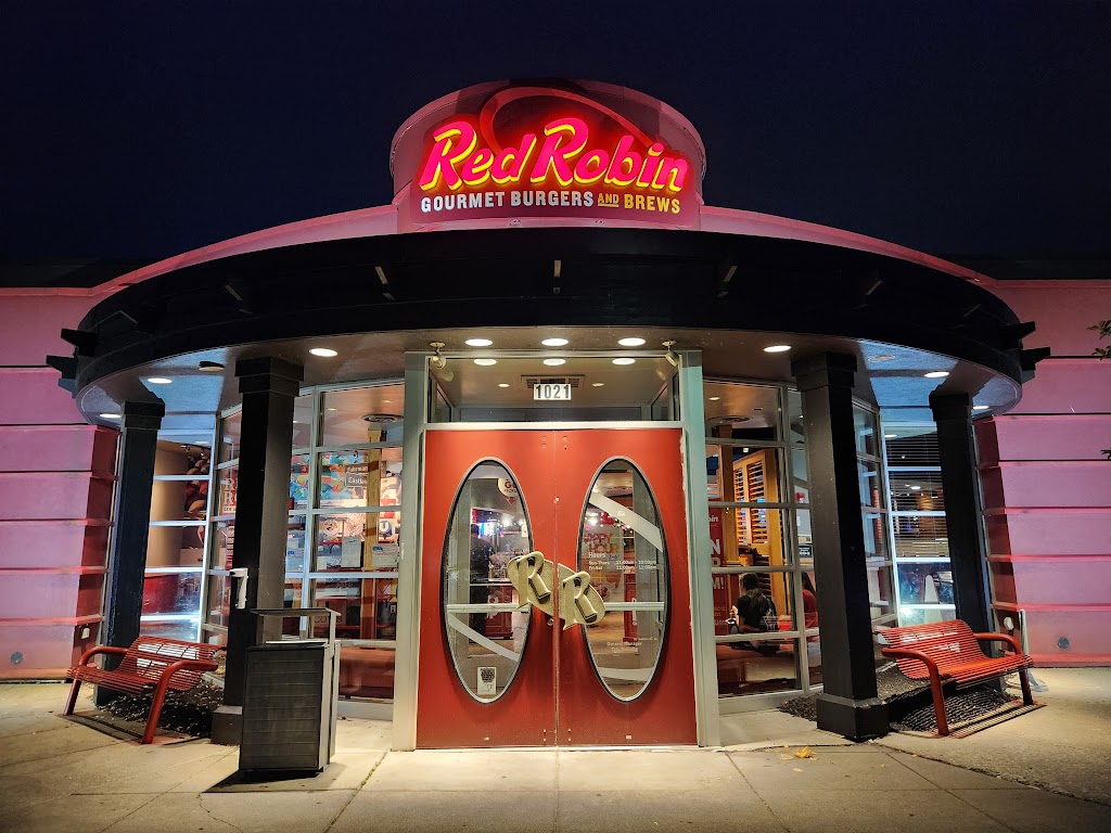 Red Robin Gourmet Burgers and Brews | 1021 Gemini Pl, Columbus, OH 43240, USA | Phone: (614) 841-7708