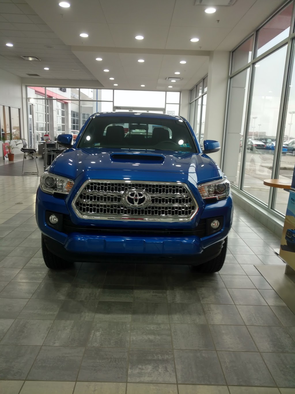 Victory Toyota Highlands | 55 Robinson Dr, Triadelphia, WV 26059, USA | Phone: (304) 909-7830