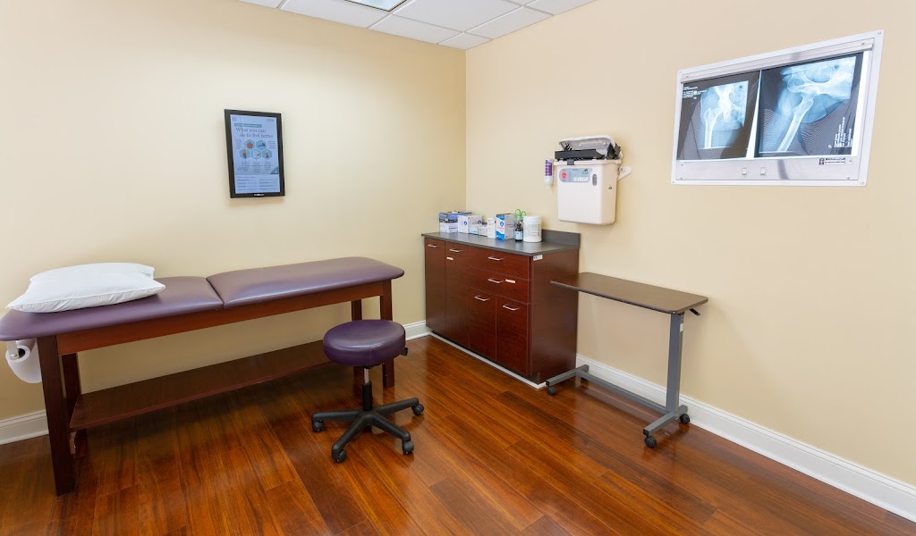 Dr. Ashley Bassett: Orthopedic Institute of New Jersey | 711 NJ-10 Suite 100, Randolph, NJ 07869 | Phone: (908) 684-3005