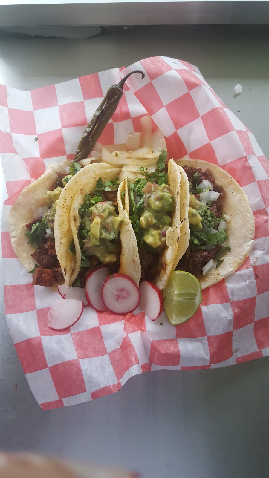 Mannys Tacos Xclusivos | 1561 E Pawnee St, Wichita, KS 67216, USA | Phone: (316) 618-4303