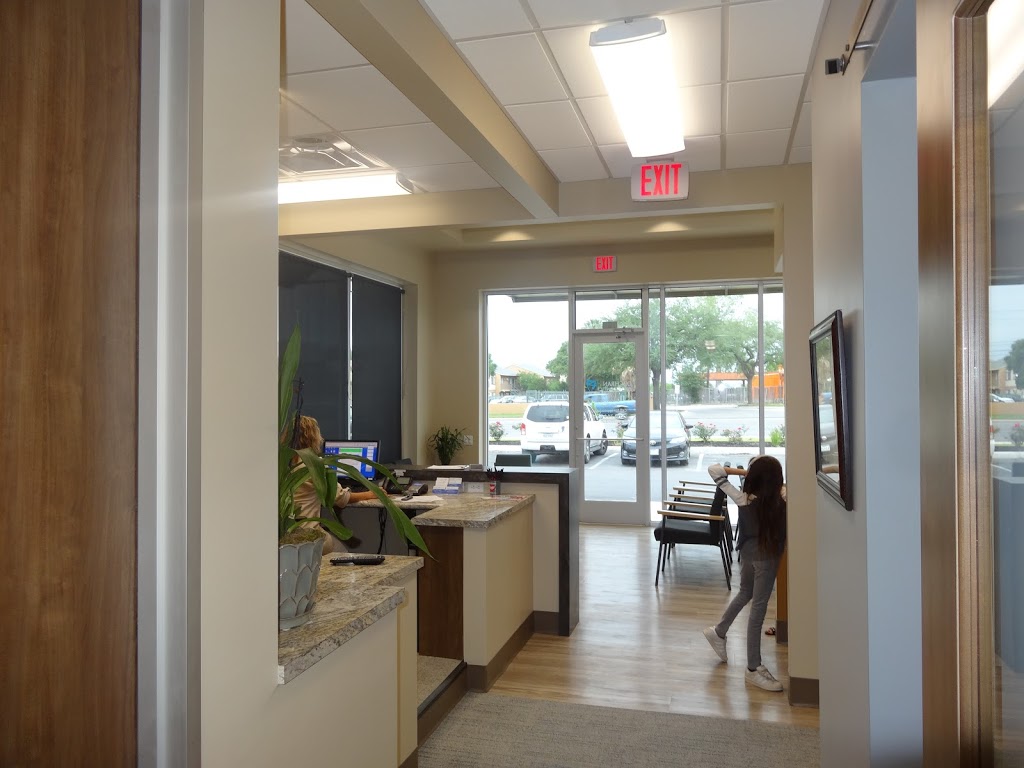 City Base Childrens Dentistry | 2246 SE Military Dr, San Antonio, TX 78223, USA | Phone: (210) 714-5525