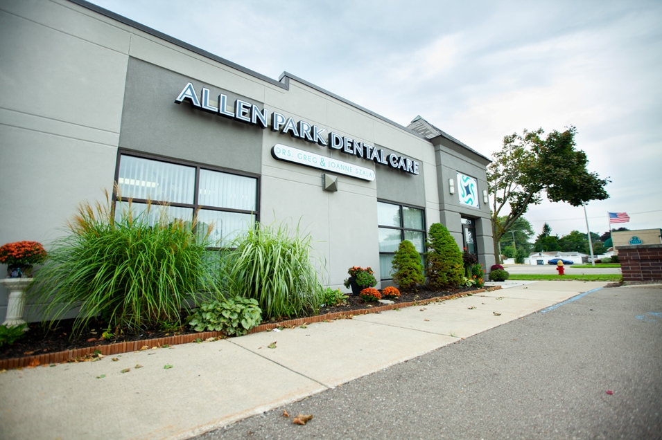 Allen Park Dental Care - Drs. Greg & Joanne Szalai | 5329 Allen Rd, Allen Park, MI 48101 | Phone: (313) 928-2323