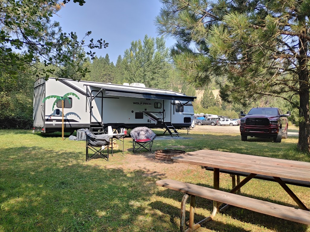 Riverpond Campground | 40 S Middlefork Rd, Garden Valley, ID 83622, USA | Phone: (208) 462-8000