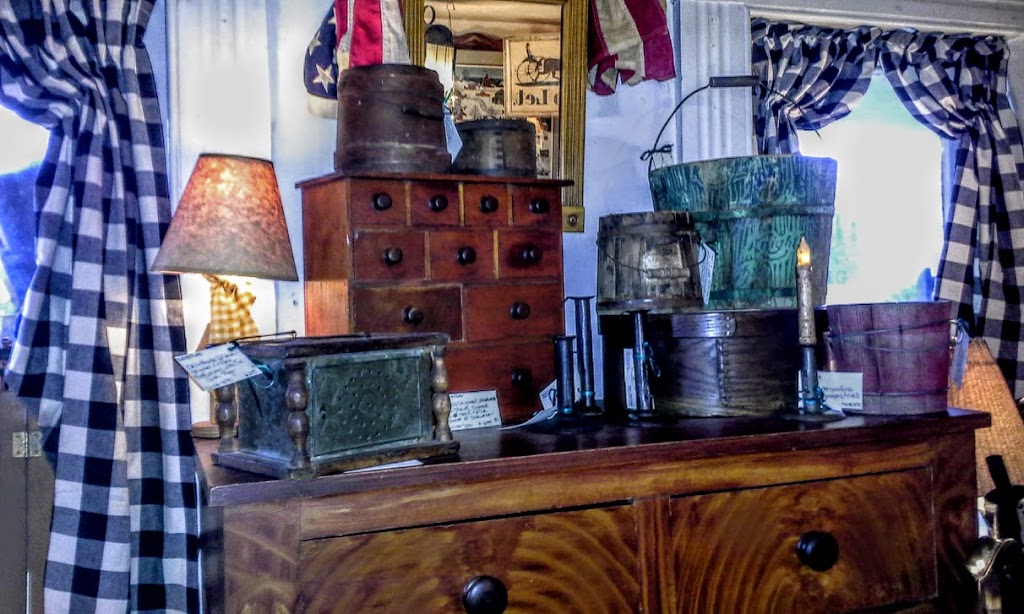 Chagrin Valley Antiques | 15605 Chillicothe Rd, Chagrin Falls, OH 44022, USA | Phone: (440) 338-1800