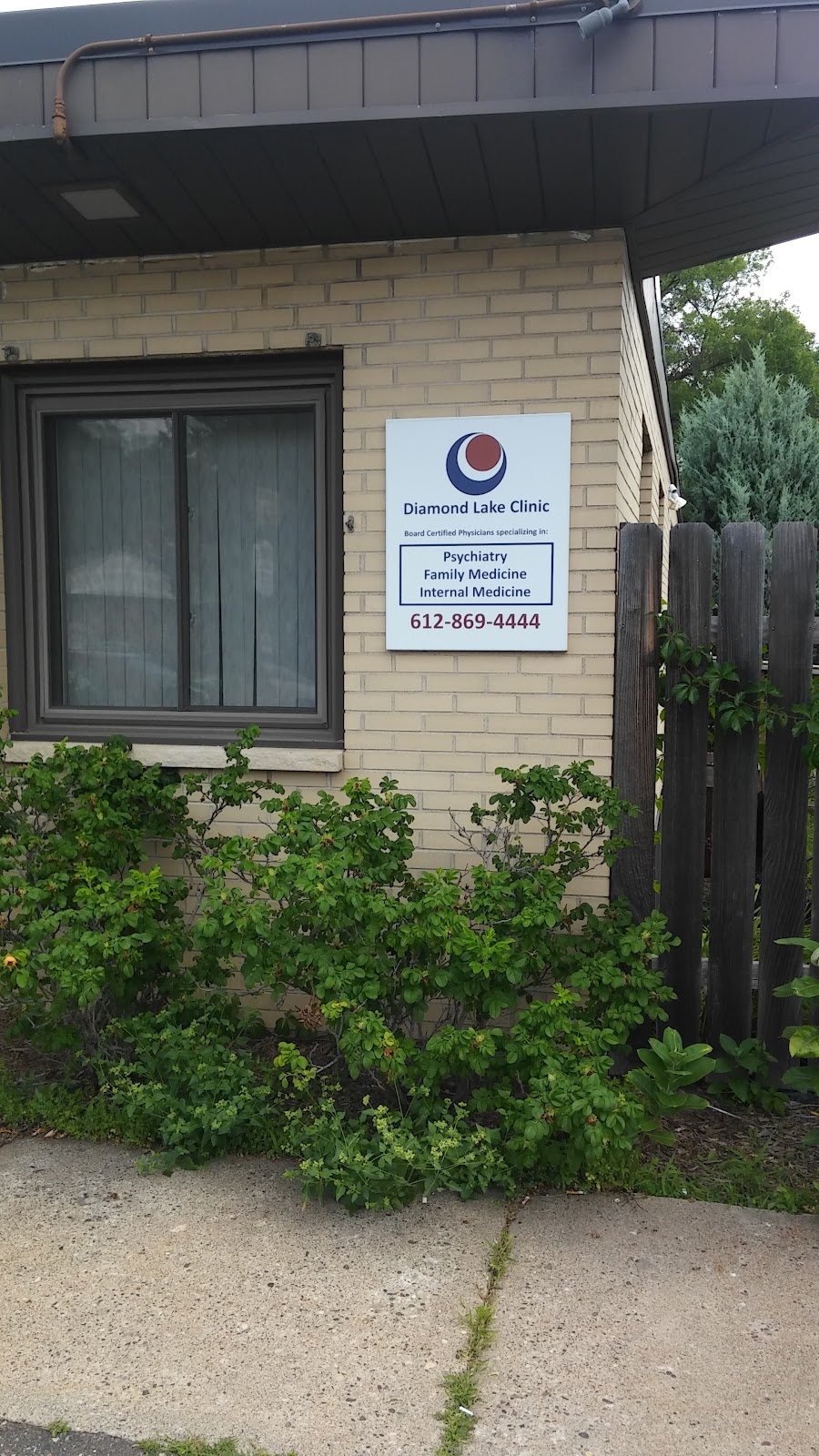 Diamond Lake Clinic | 5939 Portland Ave, Minneapolis, MN 55417, USA | Phone: (612) 869-4444