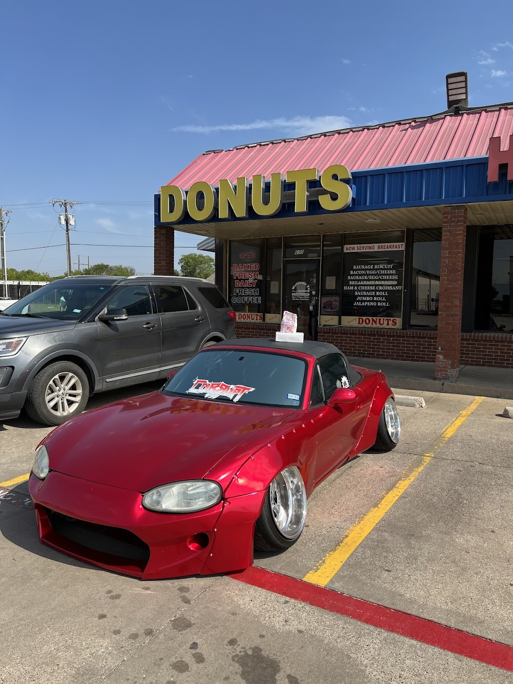 Young Donuts | 1601 S 9th St #600, Midlothian, TX 76065, USA | Phone: (972) 775-5188