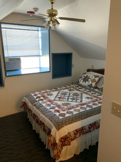 Sugarloaf Mountain Motel | 430 S C St, Virginia City, NV 89440, USA | Phone: (775) 847-0551