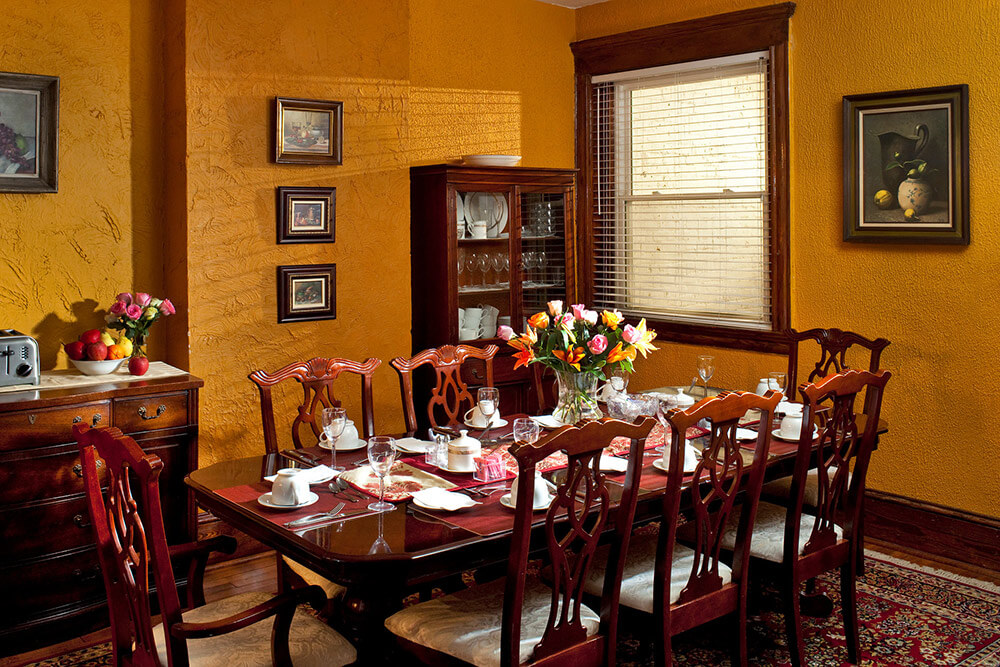 American Guest House | 2005 Columbia Rd NW, Washington, DC 20009, USA | Phone: (202) 588-1180
