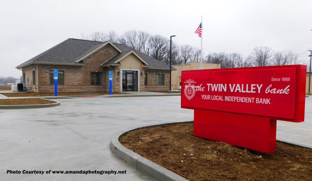 Twin Valley Bank | 647 W Main St, New Lebanon, OH 45345, USA | Phone: (937) 687-9012