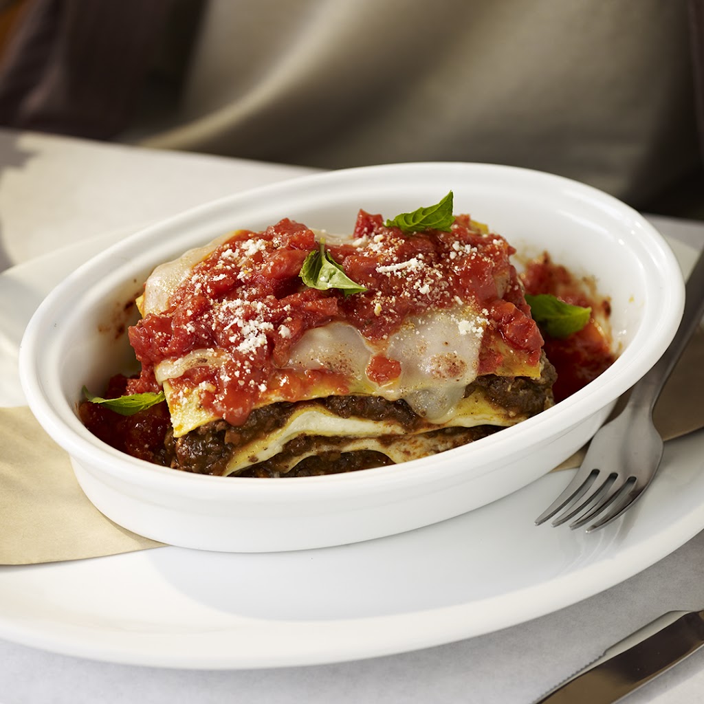 Romanos Macaroni Grill | 517 Opry Mills Dr, Nashville, TN 37214, USA | Phone: (615) 686-2861