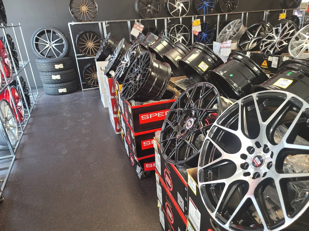 Rent-a-Wheel Custom Wheels & Tires | 2919 14th St W, Bradenton, FL 34205, USA | Phone: (941) 412-2900