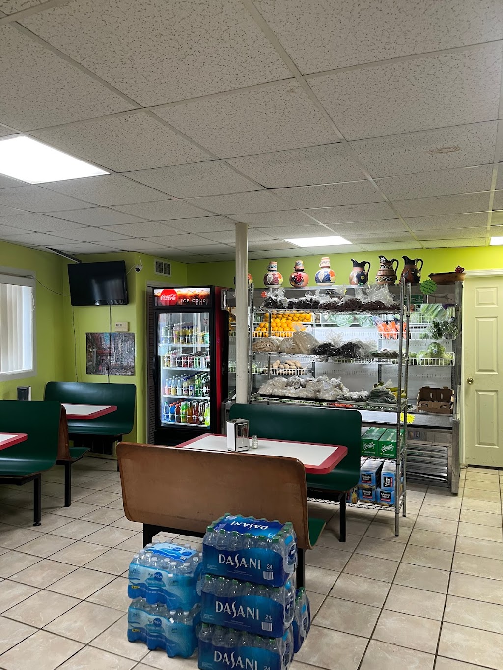 La Tiendita Food Mart | 4500 Anderson Livsey Ln, Snellville, GA 30039, USA | Phone: (470) 709-5921