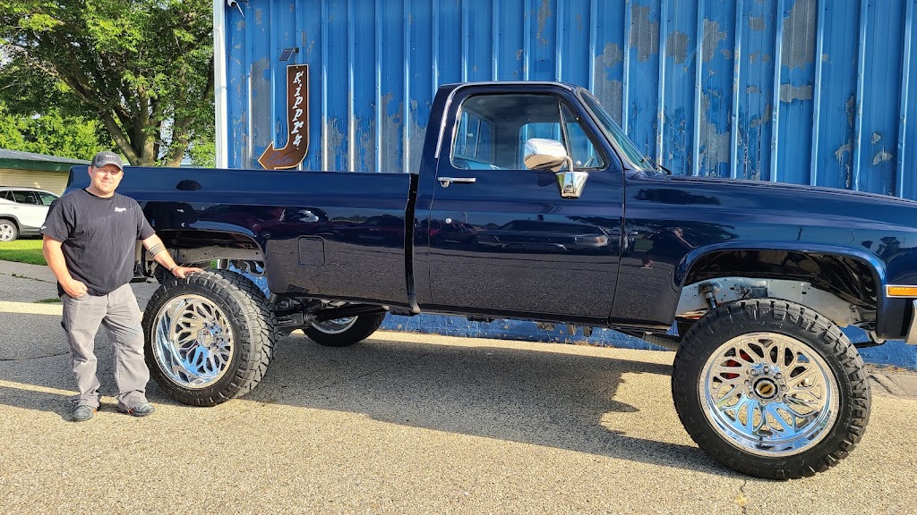 Blue Barn Storage | 4747 US-14, Janesville, WI 53546, USA | Phone: (608) 295-9306