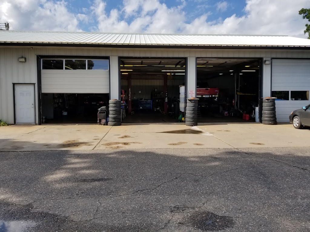 Woodys Garage | 13327 MN-65 NE, Ham Lake, MN 55304, USA | Phone: (763) 757-2025