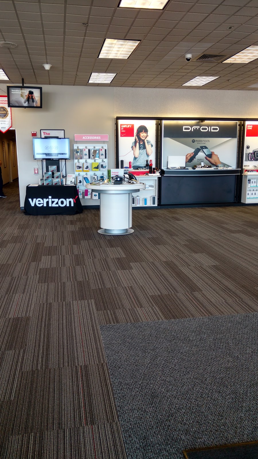 Verizon Authorized Retailer - Victra | 9453 Annapolis Rd, Lanham, MD 20706, USA | Phone: (301) 710-5966