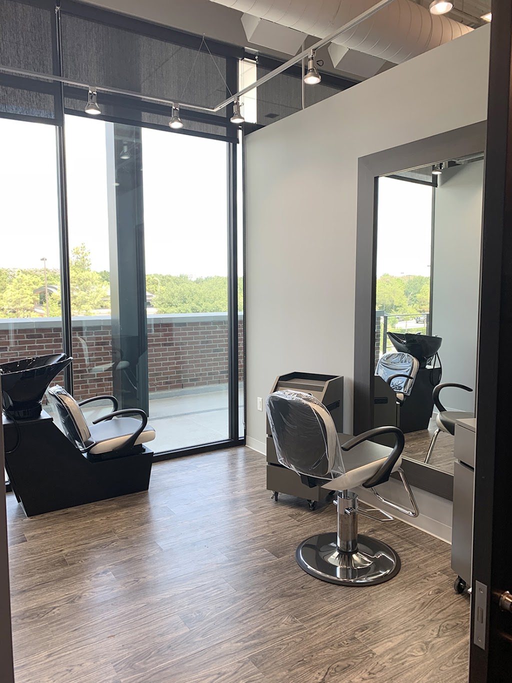 Salon Lofts Cinco Ranch | 23541 Westheimer Pkwy, Katy, TX 77494, USA | Phone: (832) 437-7235