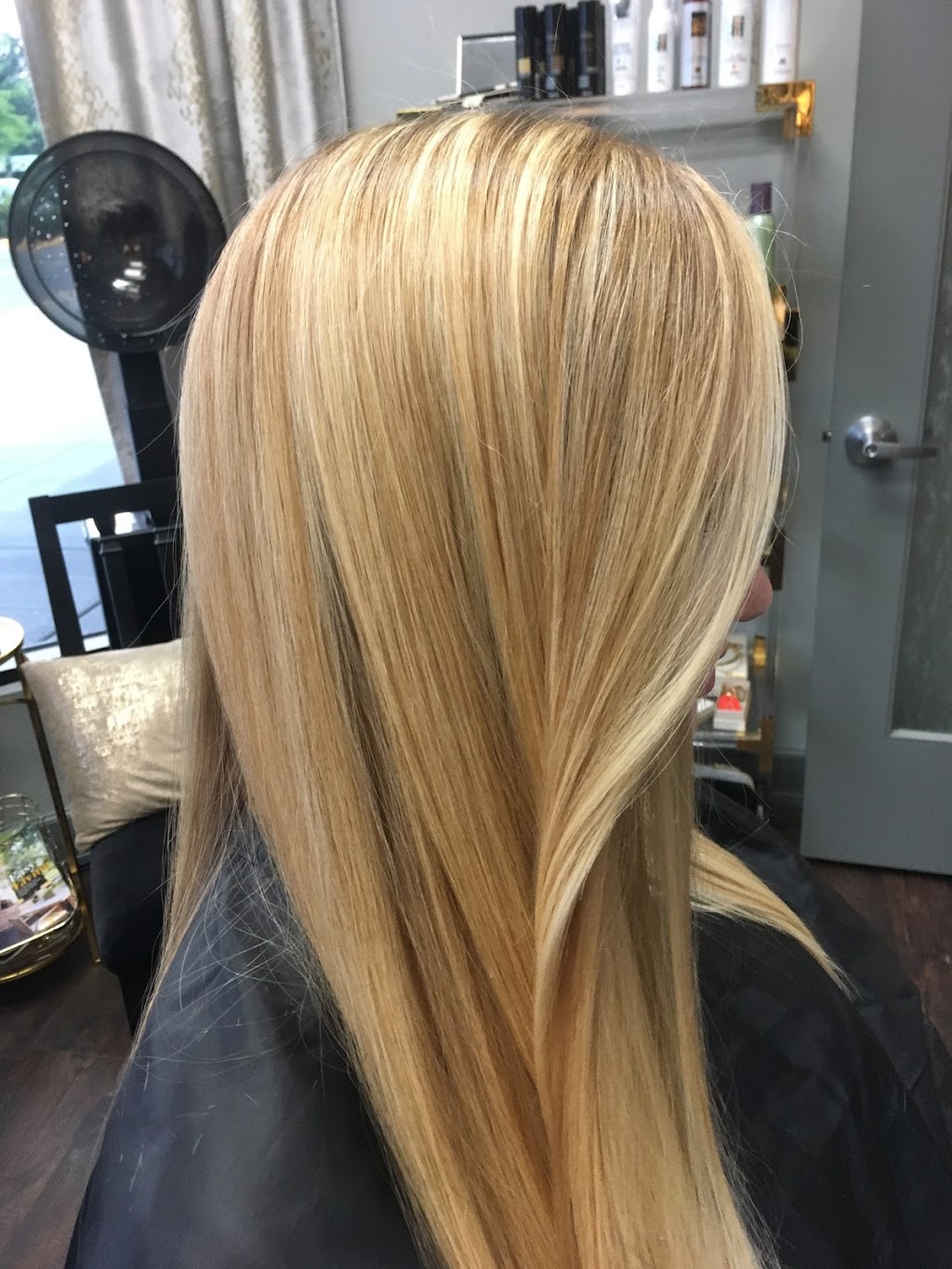 Petit Atelier Hair | 11337 MN-7, Minnetonka, MN 55305, USA | Phone: (612) 590-9259