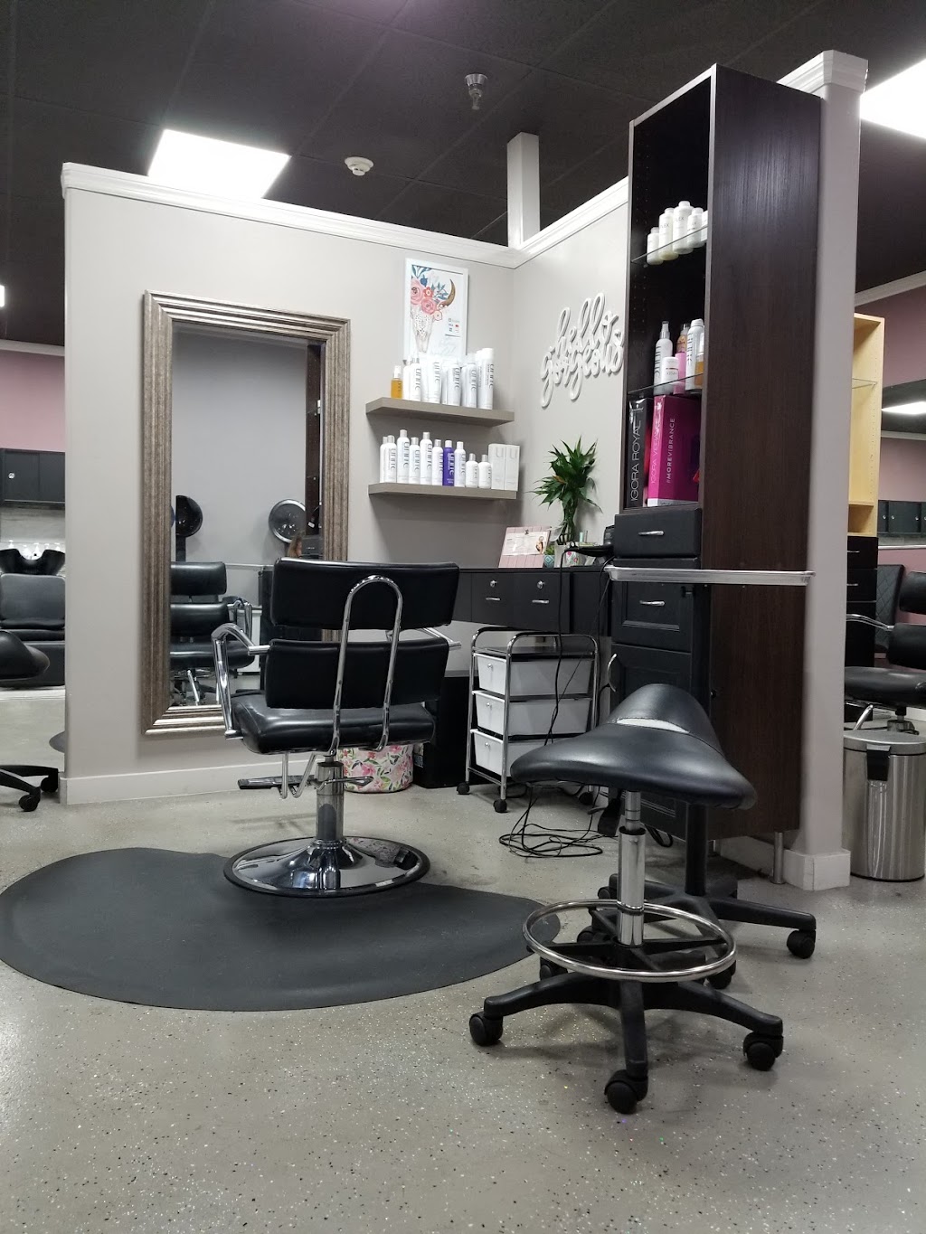 Signatures Salon | 2600, 6640-D Cortez Rd W, Bradenton, FL 34210, USA | Phone: (941) 792-6500