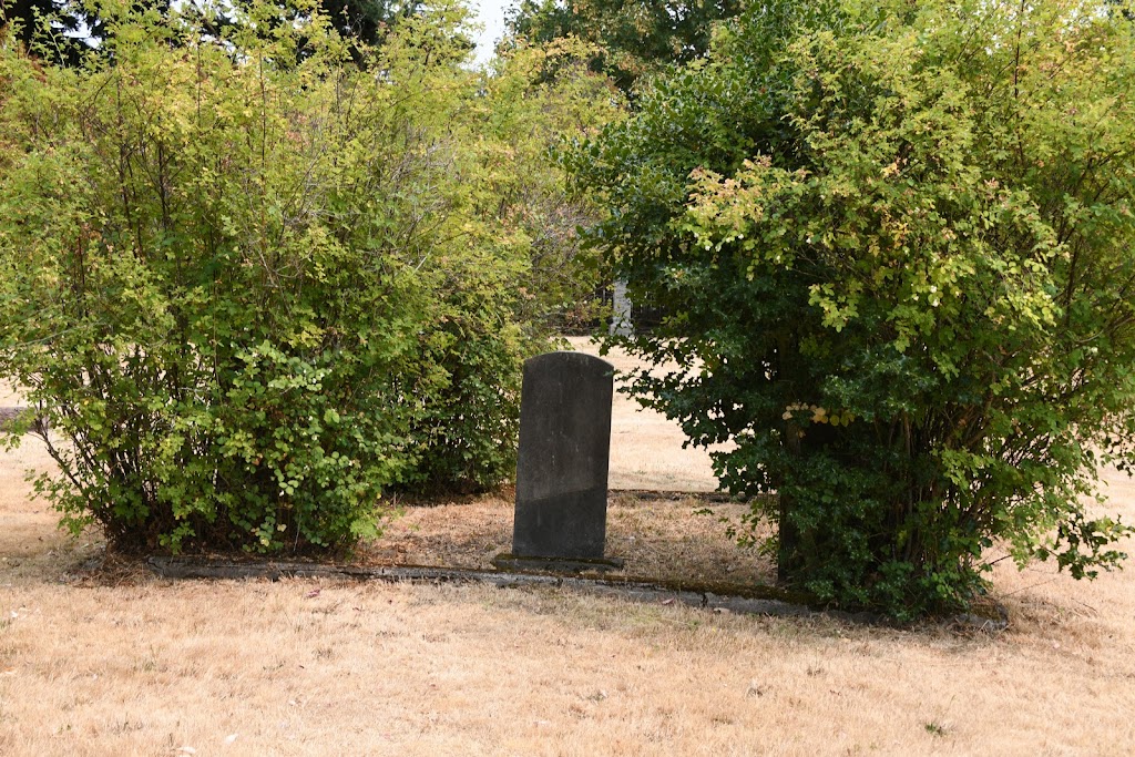 Douglass Cemetery | Southwest Cherry Park & Southwest Hensley Road, Troutdale, OR 97060, USA | Phone: (503) 797-1709