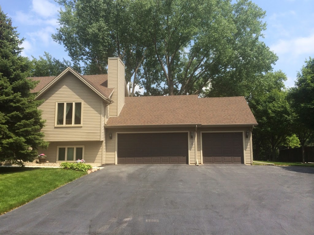 Grussing Roofing & Exteriors, Inc | 6921 Raven Ct, Eden Prairie, MN 55346, USA | Phone: (952) 935-0557