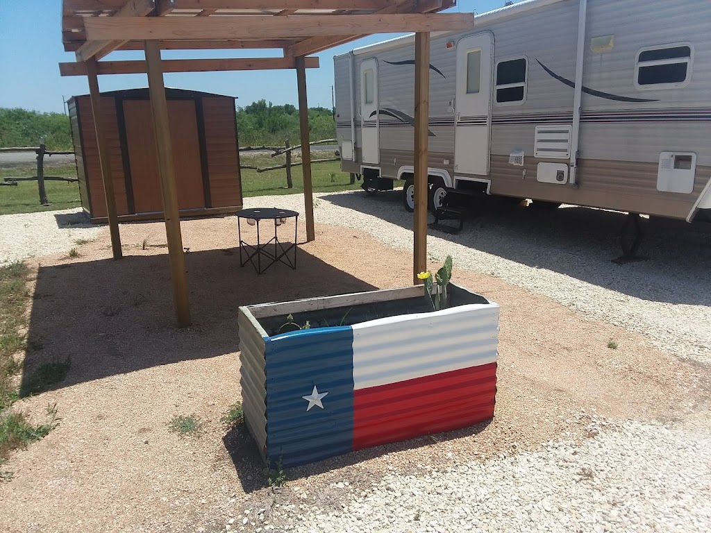 Raw Fun Country RV | 2907 Co Rd 152, Georgetown, TX 78626, USA | Phone: (512) 966-3585